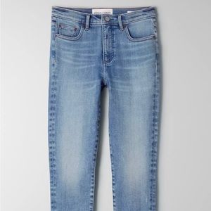 ARITZIA DENIM FORUM Nico Mid Rise Skinny Crop Jean